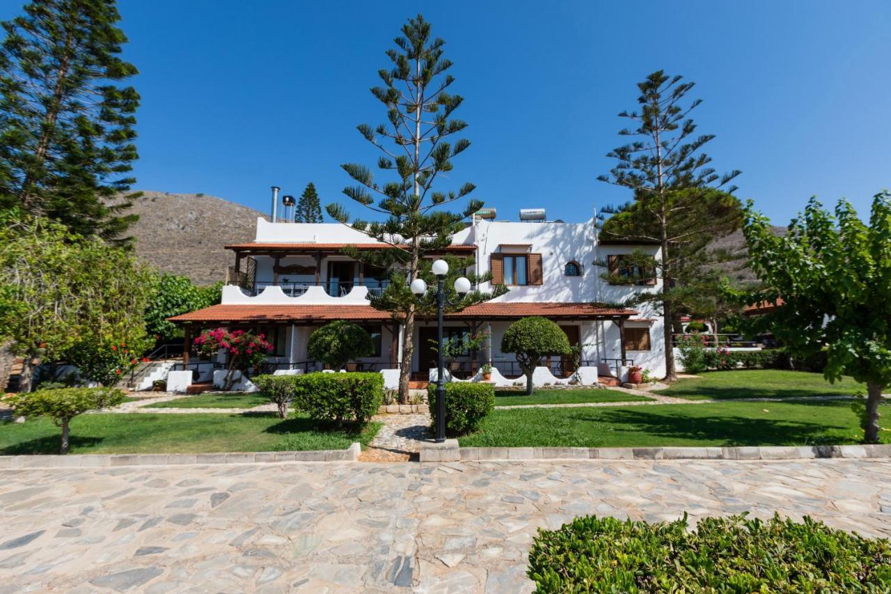 Beachfront Family Villa Katerina With Private Pool, Playground, Bbq & Amazing Sea Views! Petres  Exterior foto